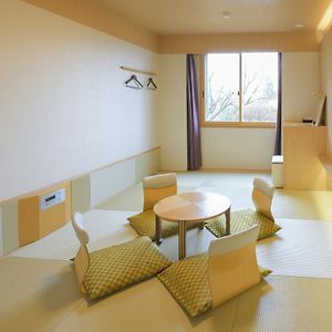Japanese-Style Room